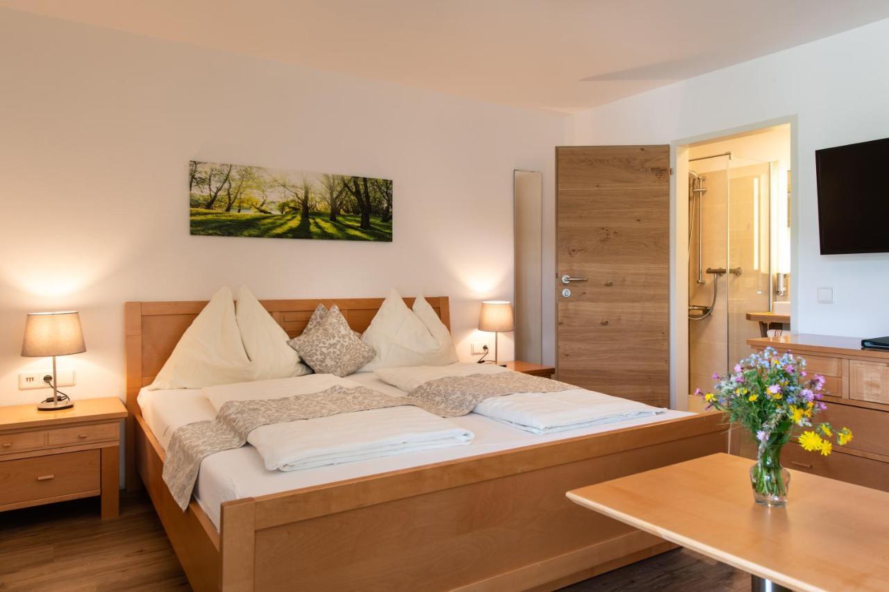 Hotel Irmgard Strass im Attergau Eksteriør billede