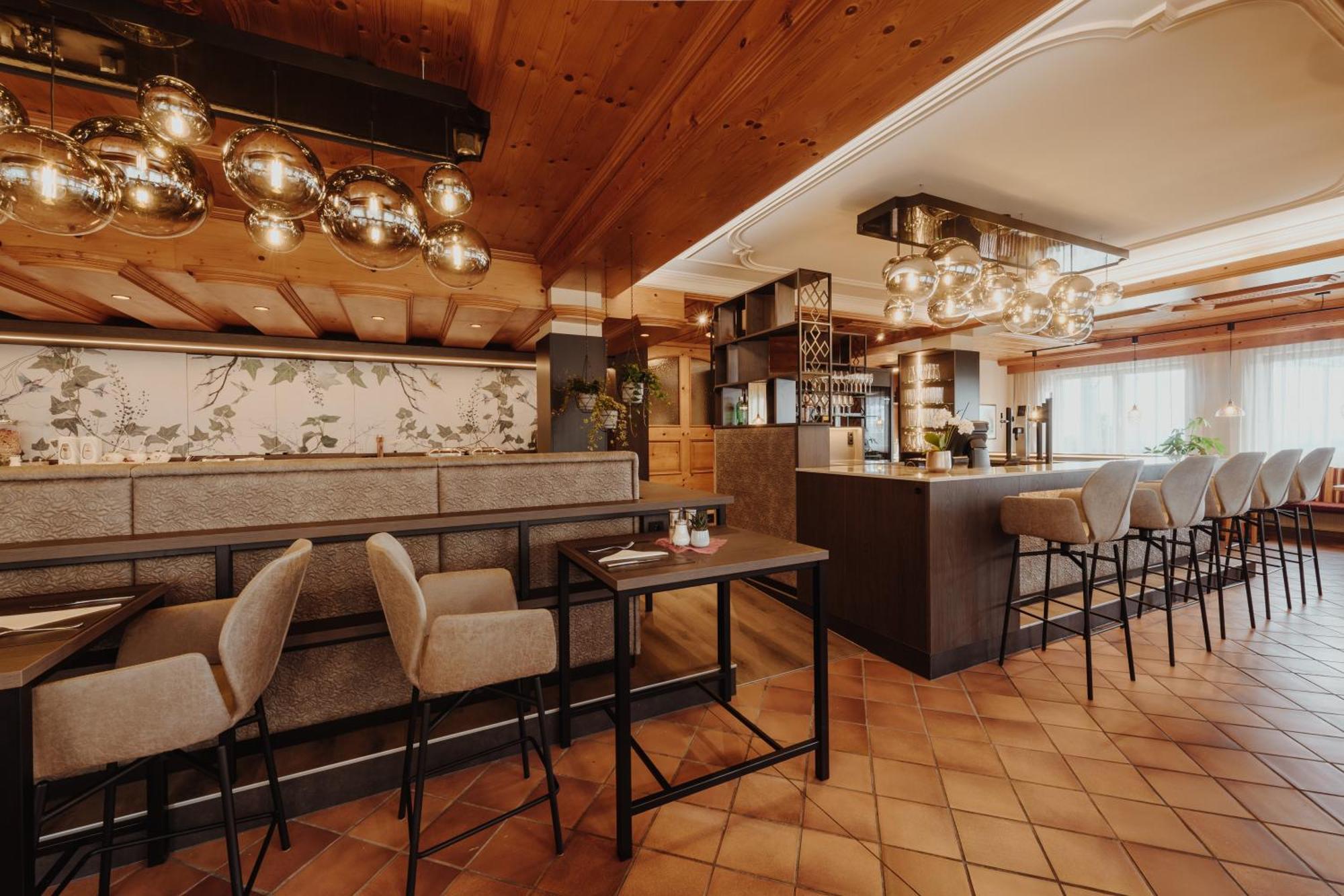 Hotel Irmgard Strass im Attergau Eksteriør billede