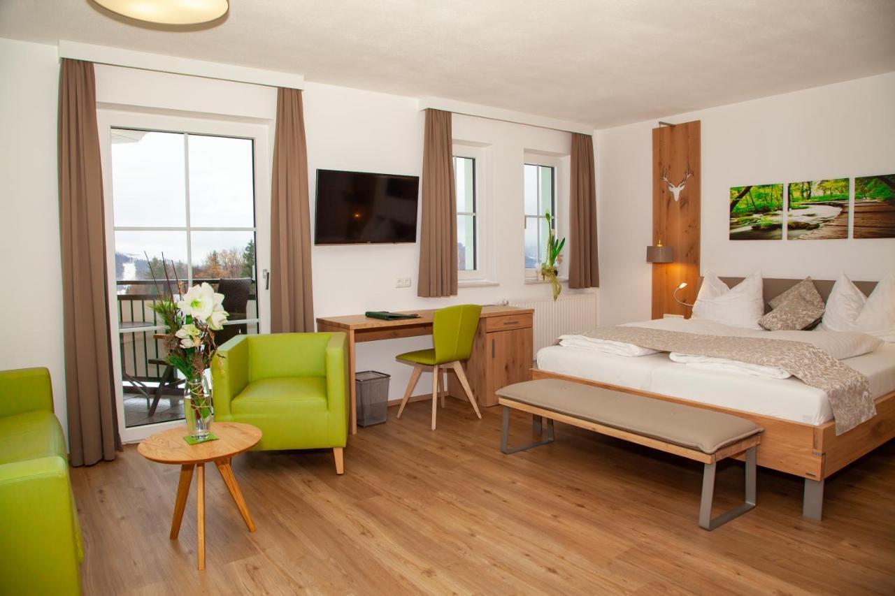 Hotel Irmgard Strass im Attergau Eksteriør billede