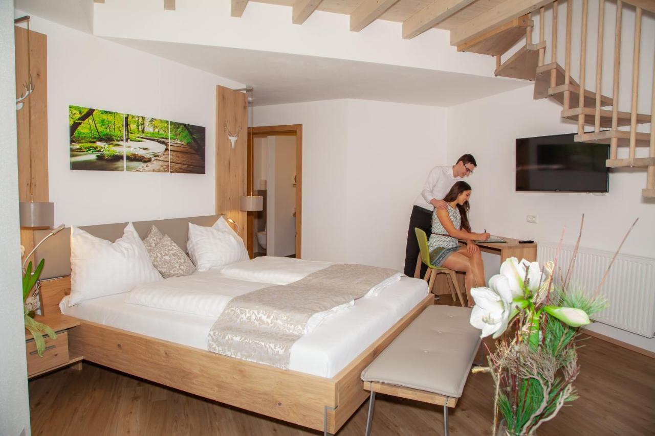 Hotel Irmgard Strass im Attergau Eksteriør billede